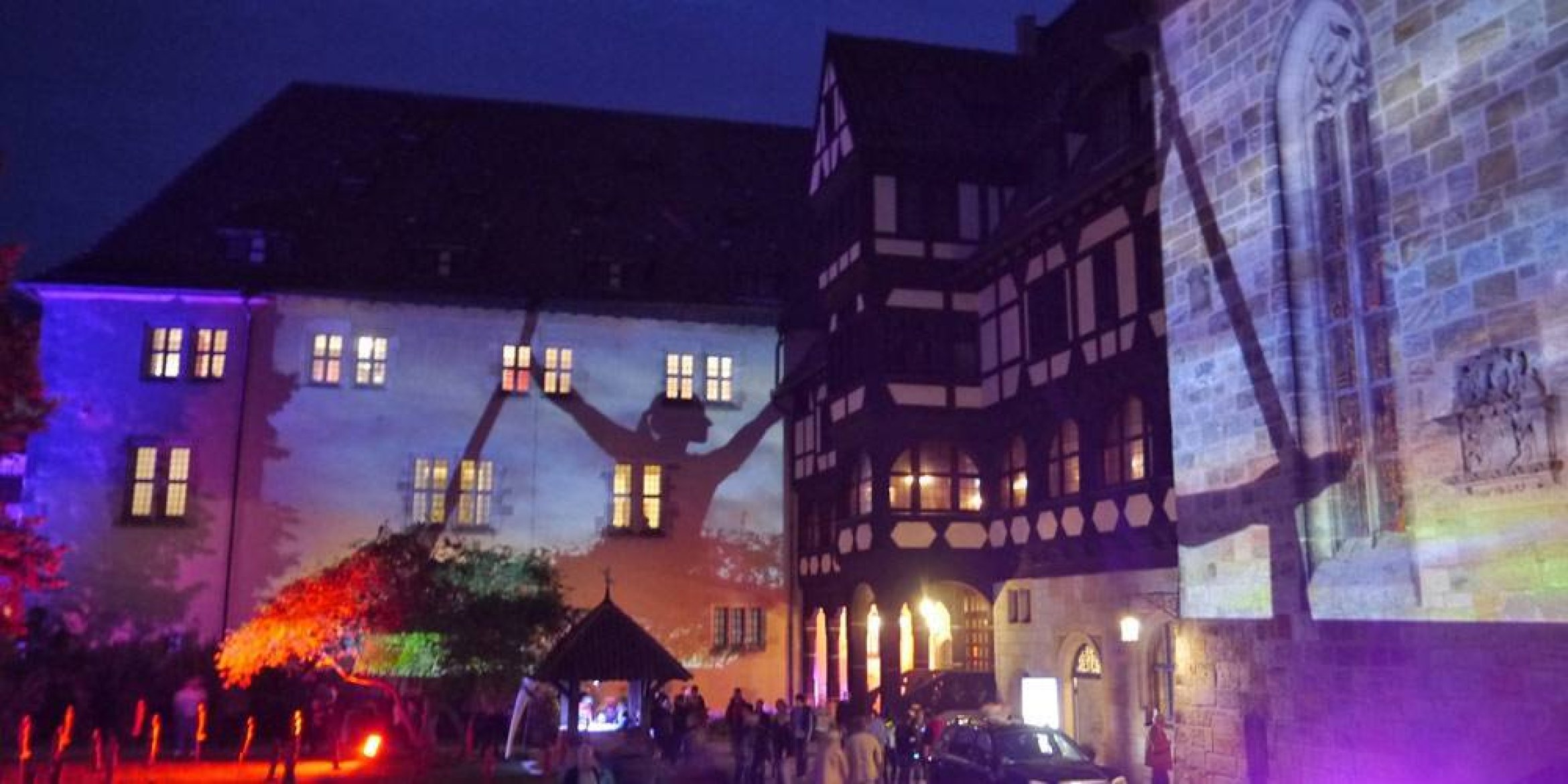 /media/fassadenprojektion-museumsnacht-coburg-2015-pad1.jpg